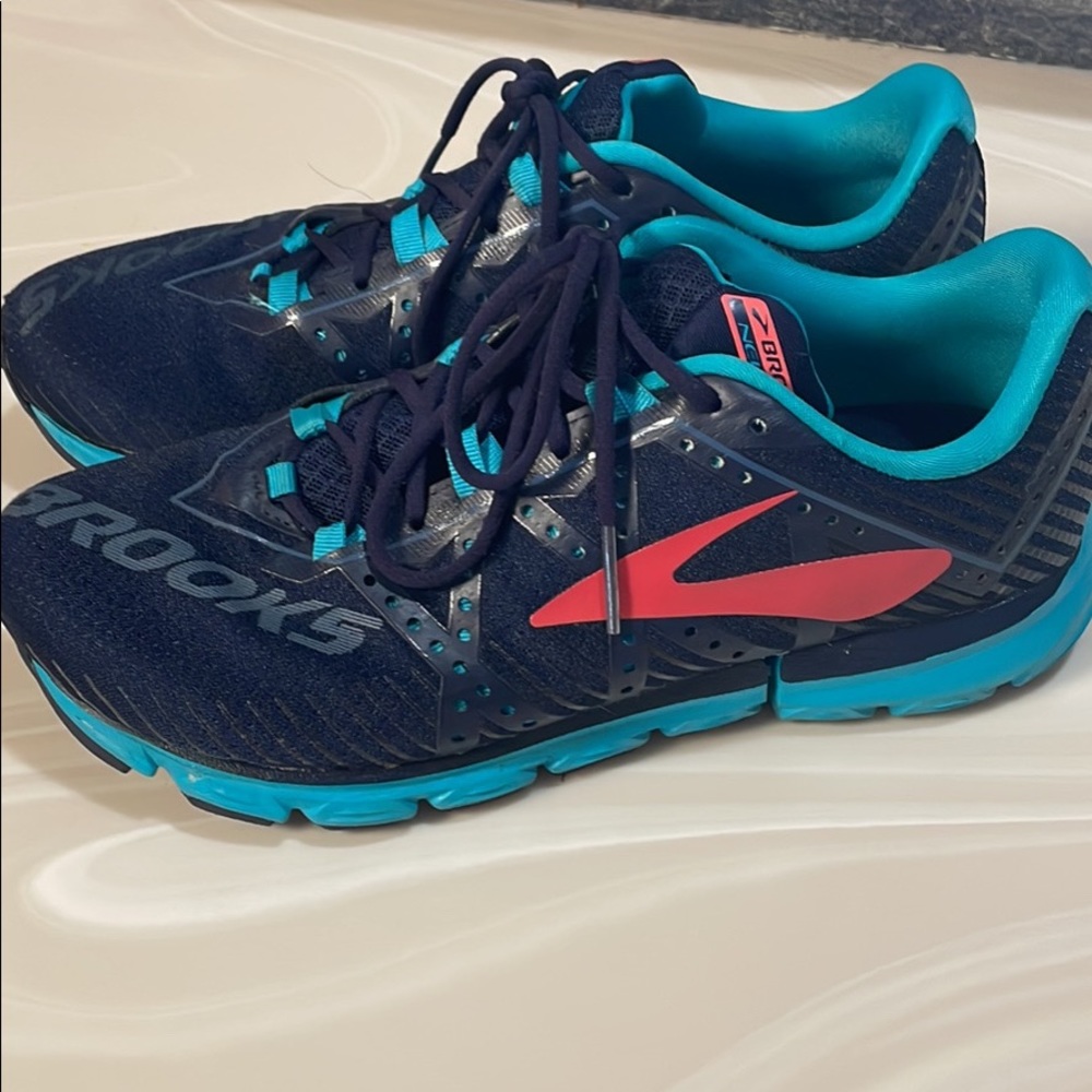 Brooks 8.5